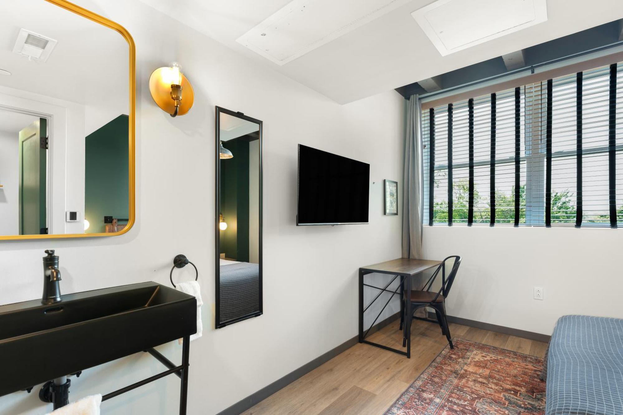 Hotel Nell - Union Market Washington