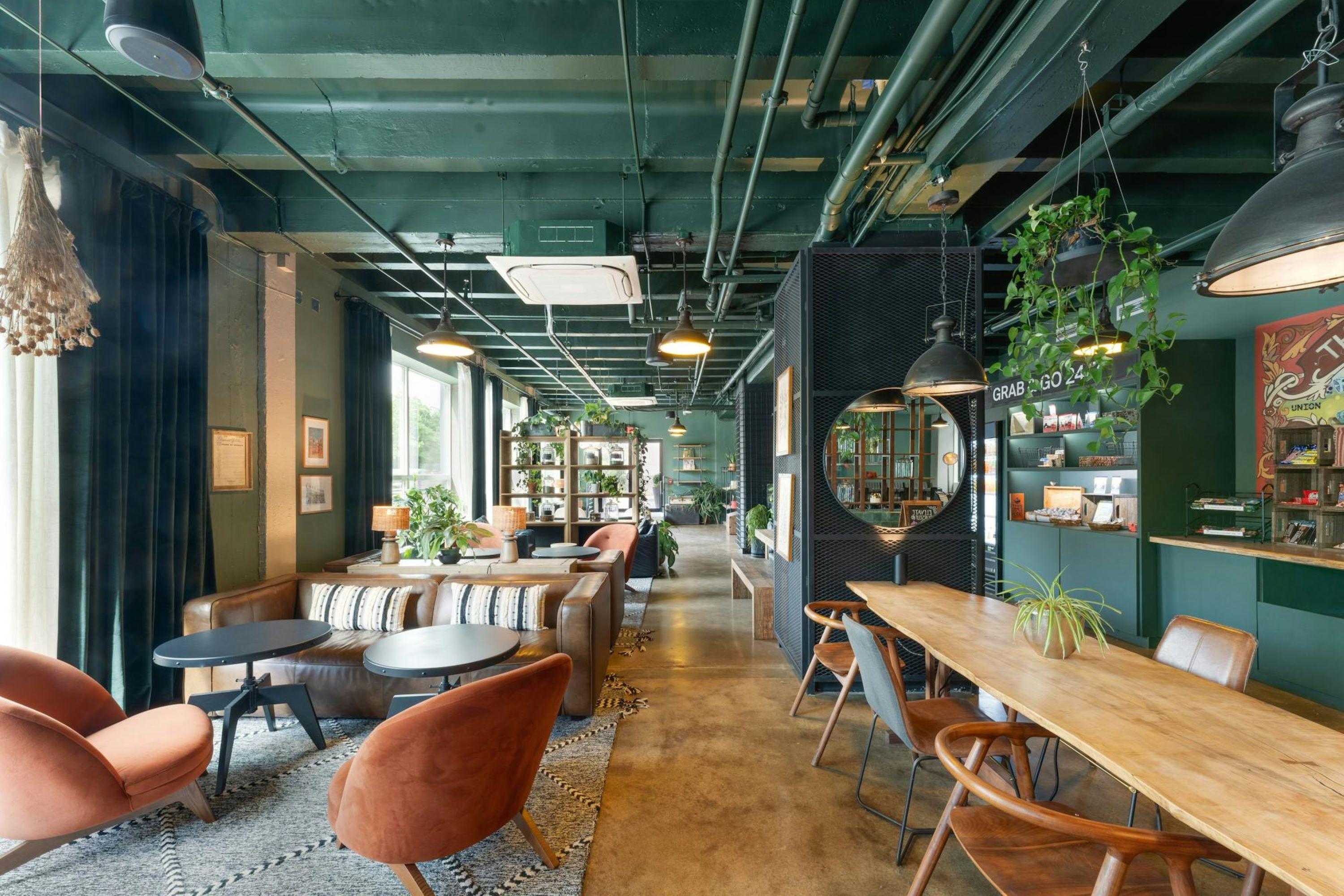 Nell - Union Market 3* Washington