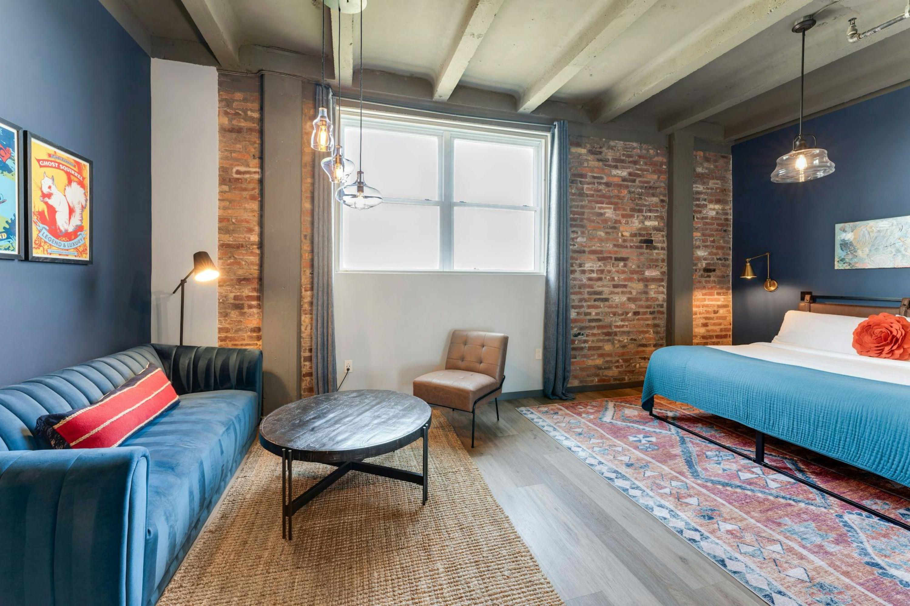 Nell - Union Market Hotel 3*